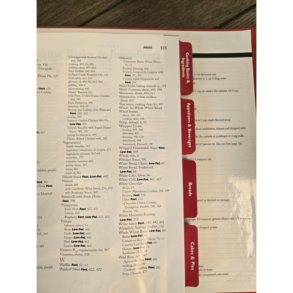 Vintage 2000 Betty Crocker Big Red Cookbook Recipes 5 Ring Binder READ - Picture 9 of 13